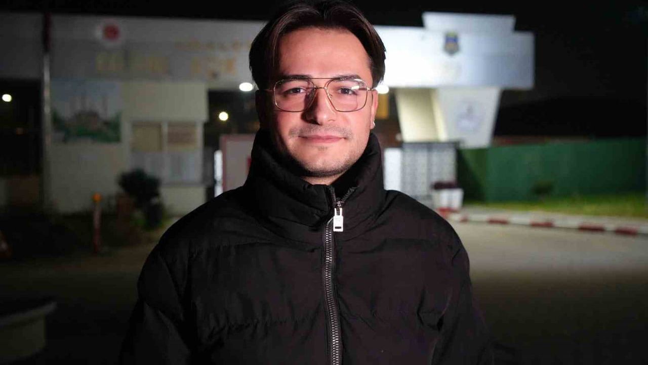 Edirne'de 11’inci Yargı Paketi sonrası tahliyeler sürüyor: 12 yıl sonra ailelerine kavuşan mahkûm gözyaşlarıyla sevincini paylaştı