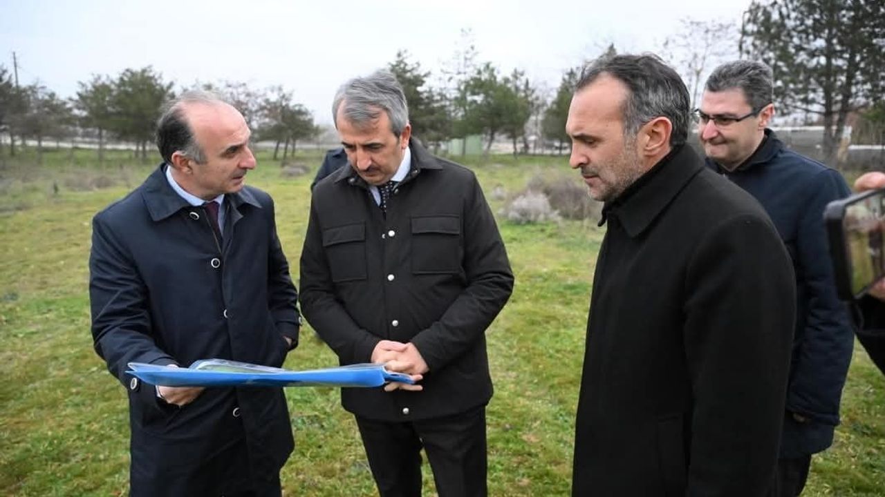 Edirne'de Tarihi Seferşah Köprü Alanı Okmeydanı ve Yağlı Güreş Alanı Olarak Yeniden Düzenleniyor