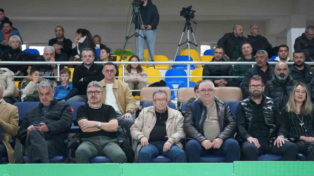 Edremit Belediyesi Gürespor evinde 66-47 kazandı, namağlup liderliğini sürdürdü