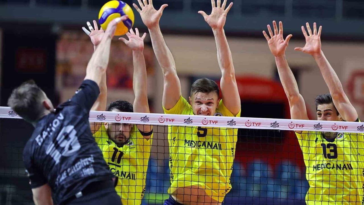 Efeler Ligi 13. hafta: Fenerbahçe Medicana 3-1 Gebze Belediyesi