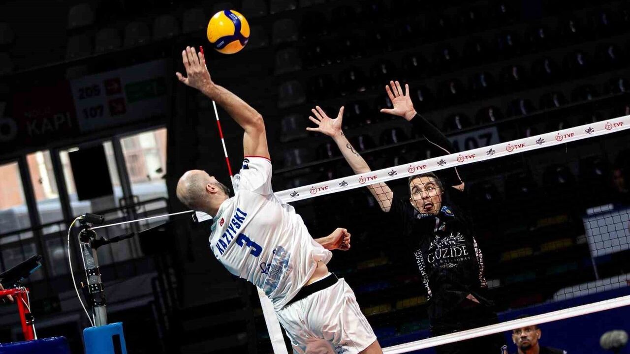 Efeler Ligi 9. Hafta: Halkbank Gebze Belediyespor'u 3-0 Yendi