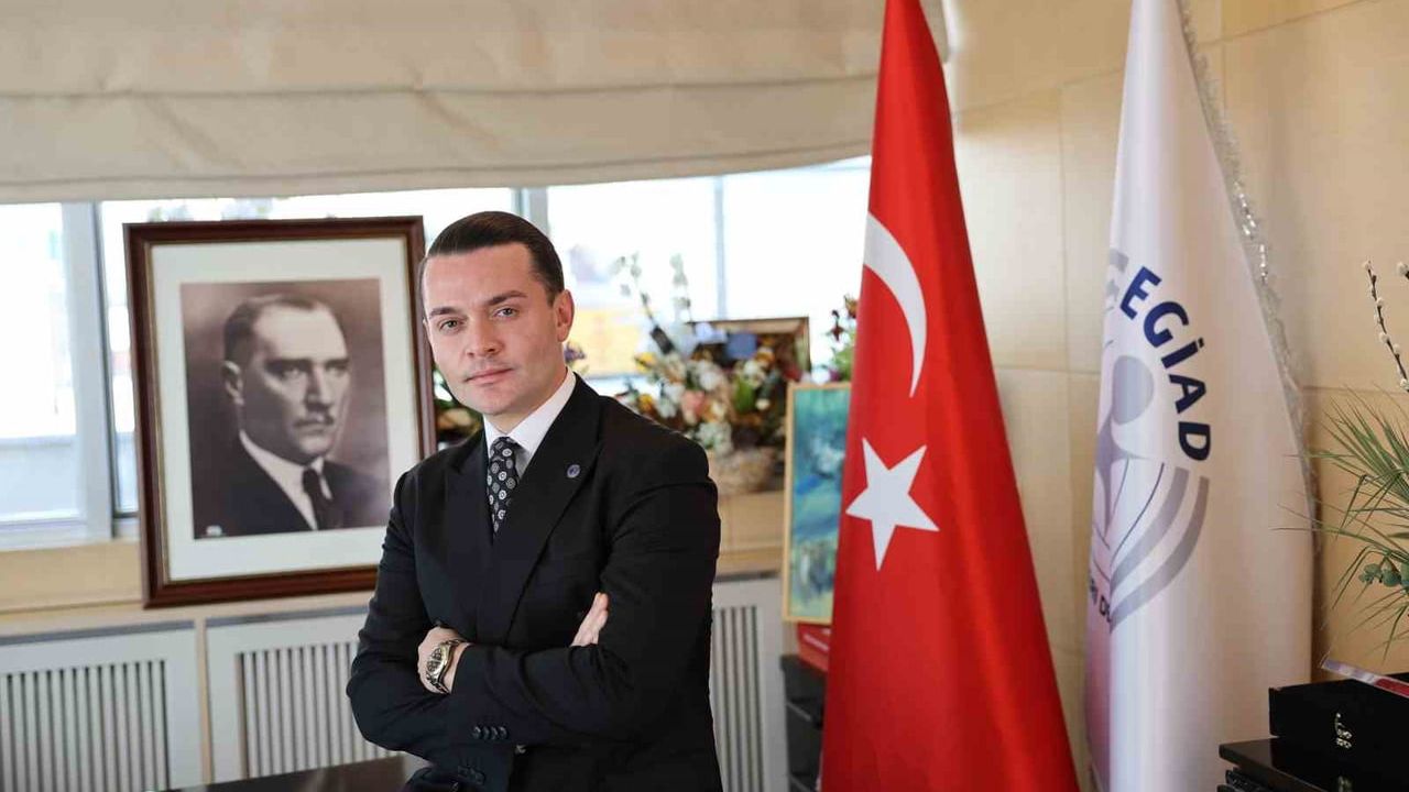 EGİAD: 2026'da Yatırım, İhracat ve Dijitalleşme Öncelik Olmalı — Kaan Özhelvacı'nın Değerlendirmesi