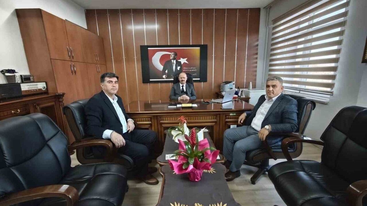 Eğitim-Bir-Sen Manisa 1 No’lu Şube Köprübaşı ziyaretinde seyyanen iyileştirme ve 3600 ek gösterge taleplerini dile getirdi