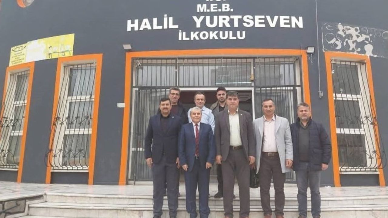 Eğitim Bir-Sen Manisa 1 No’lu Şubesi Yunusemre’de eğitim çalışanlarıyla istişarelerde bulundu