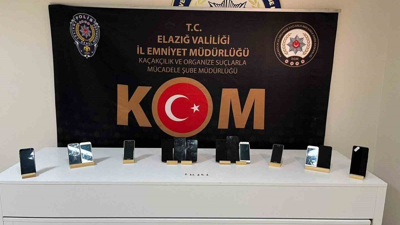 Elazığ'da ehliyet sınavında düzenekle kopya operasyonu: 2 kişi tutuklandı