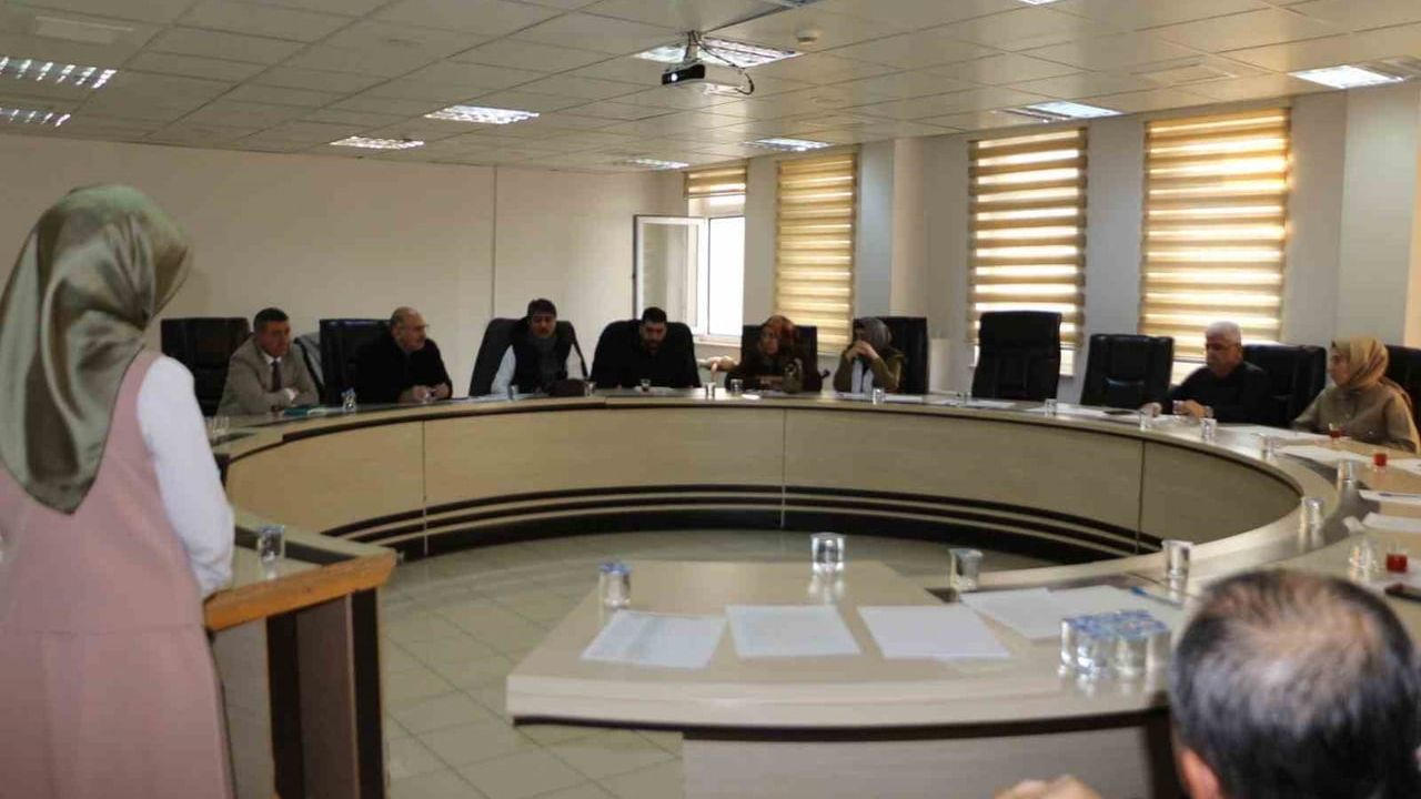 Elazığ'da İl Verem Kontrol Kurulu Toplantısı: Tüberküloz Hizmetleri ve Sorunları Masaya Yatırıldı