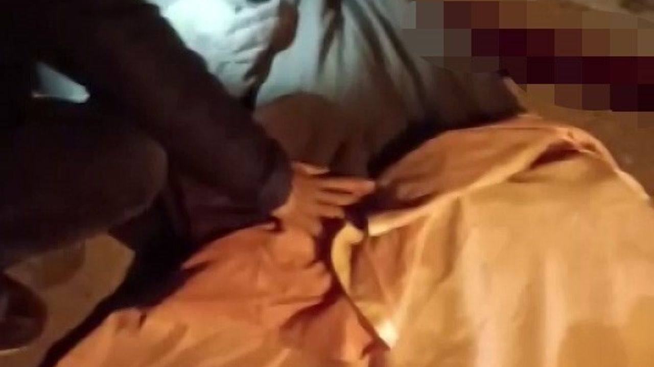 Elazığ Kovancılar'da yolun karşısına geçmeye çalışırken otomobilin çarptığı 14 yaşındaki çocuk yaşamını yitirdi