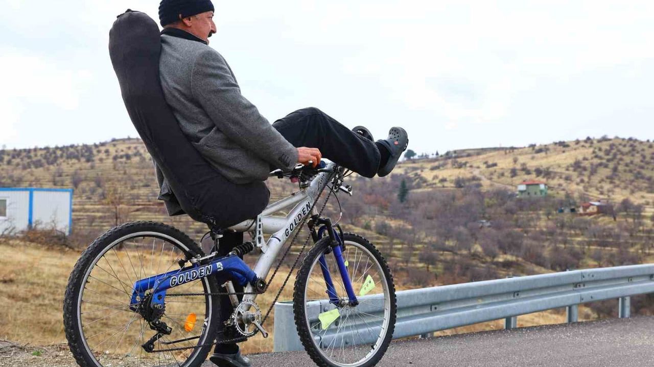 Elazığlı ustanın sıra dışı bisiklet tasarımları polis ve vatandaşların ilgisini çekiyor