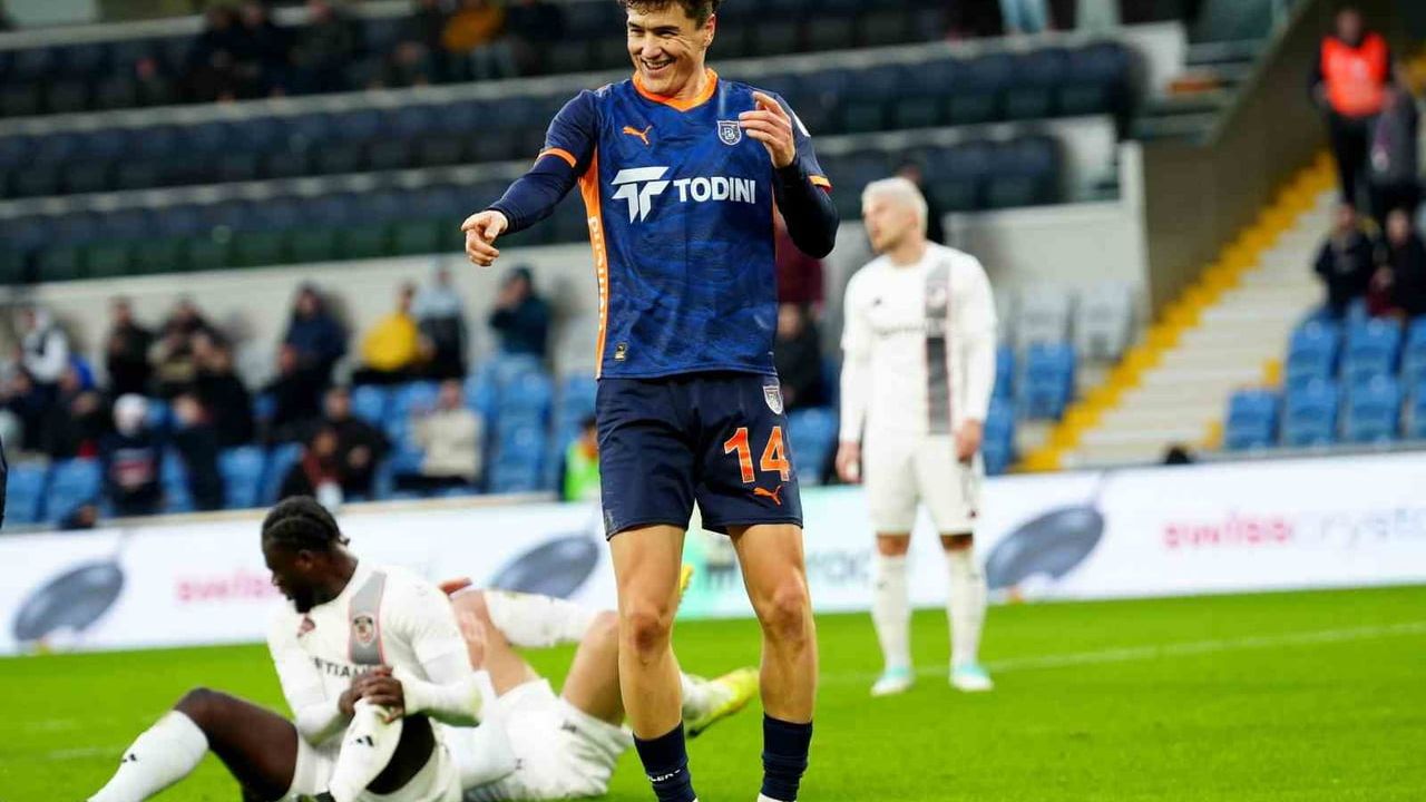 Eldor Shomurodov, Gaziantep FK karşısında gol atarak Süper Lig gol krallığında tek lider oldu