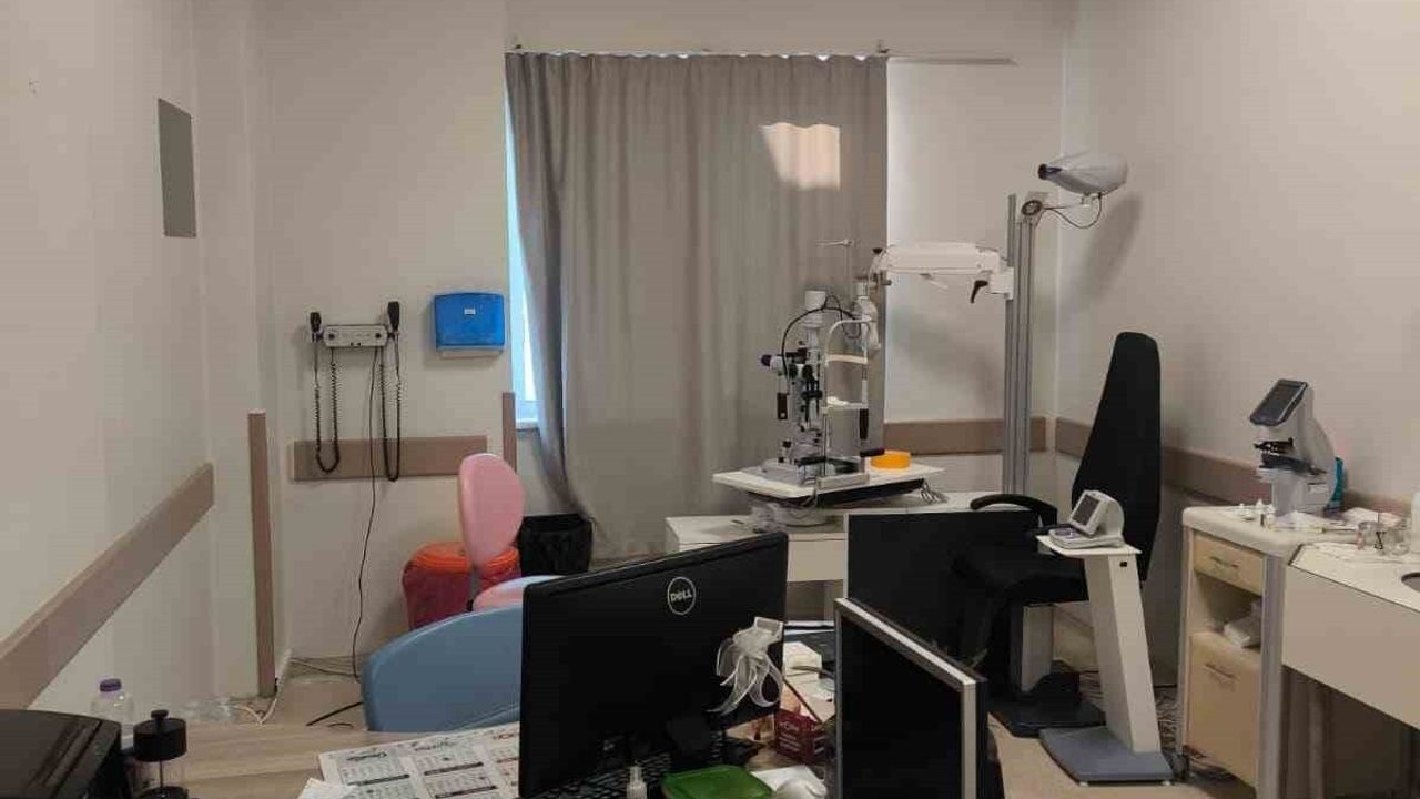 Elmalı Devlet Hastanesi'ne tam donanımlı göz polikliniği: Cihazlar halk bağışıyla temin edildi