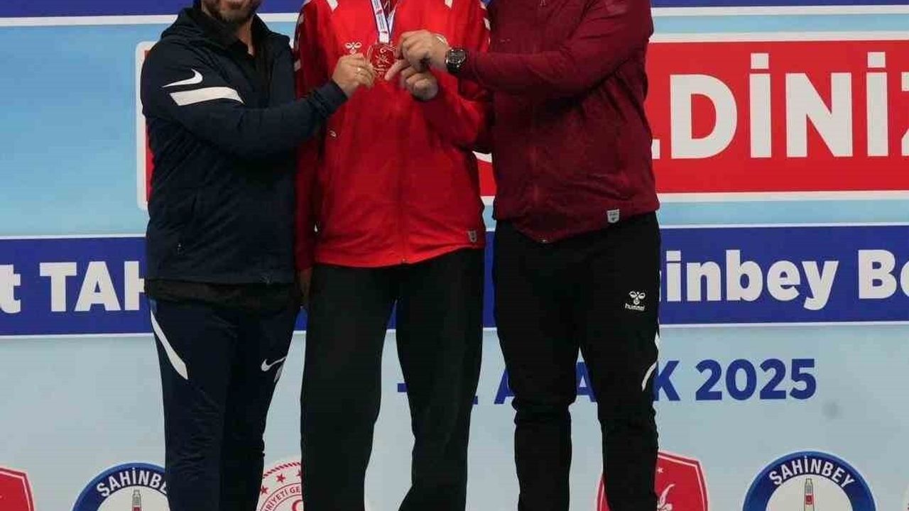 Elmira Yasin, Şahinbey'de 76 kiloda Türkiye Şampiyonu