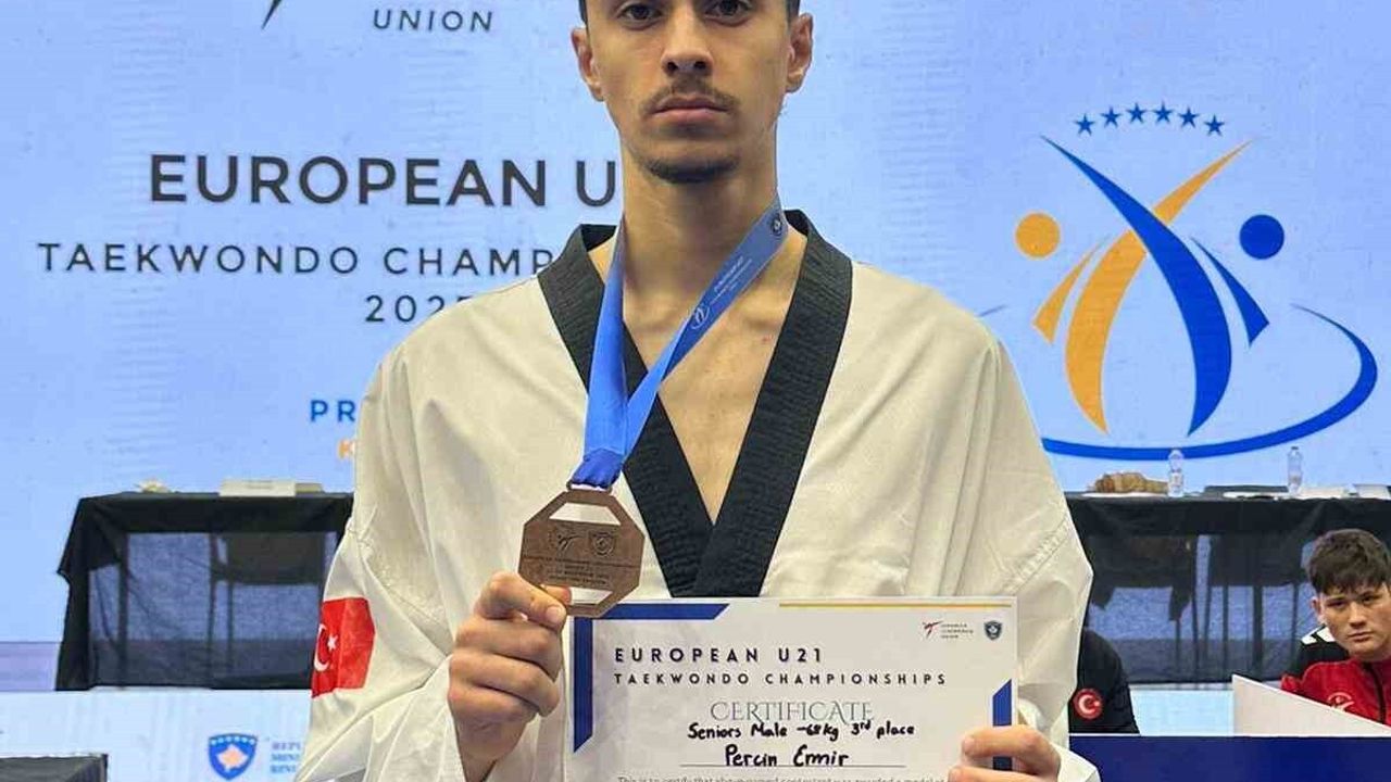 Emir Perçin, Ümitler Avrupa Taekwondo Şampiyonası'nda bronz madalya kazandı
