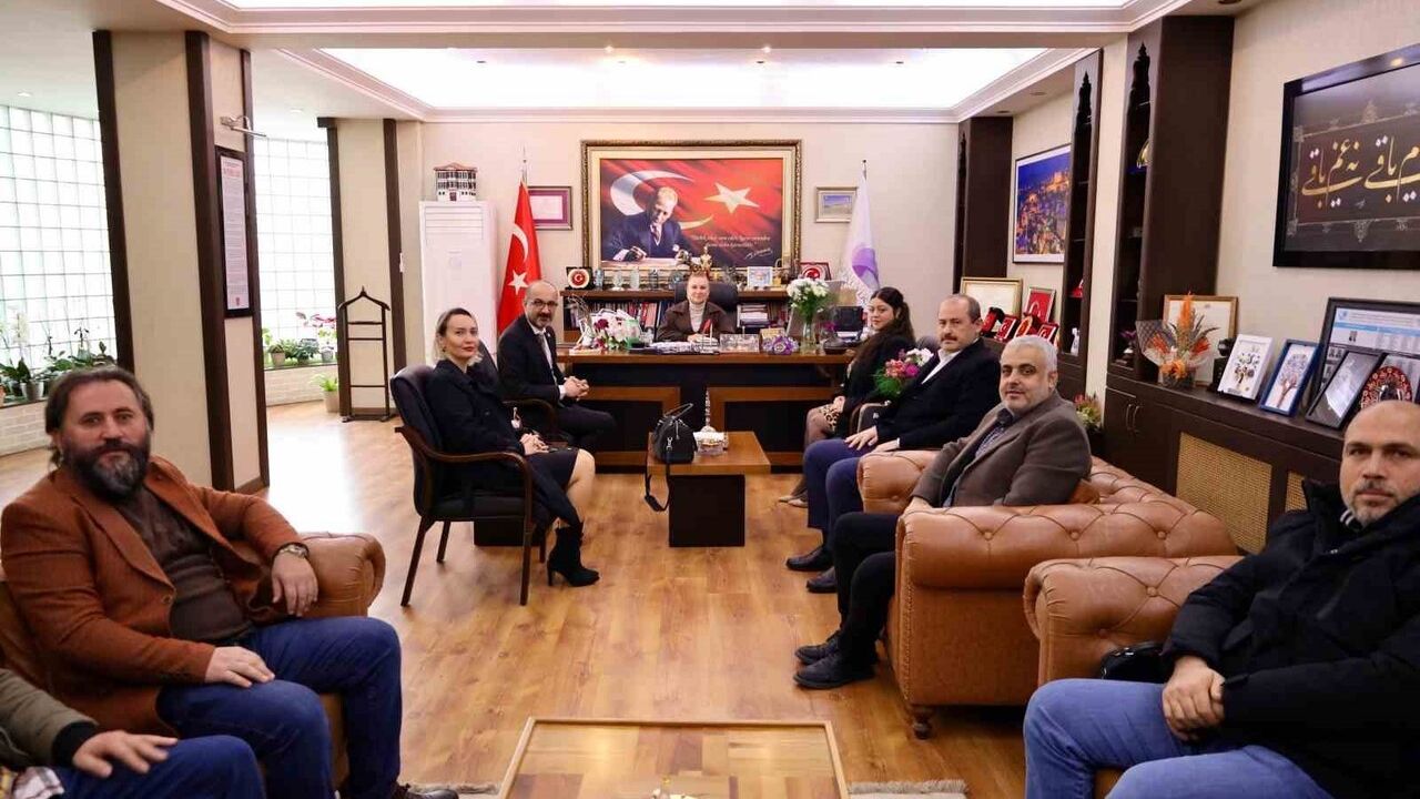 Emlak Danışmanları Birliği Heyeti Safranbolu Belediye Başkanı Köse’yi Ziyaret Etti