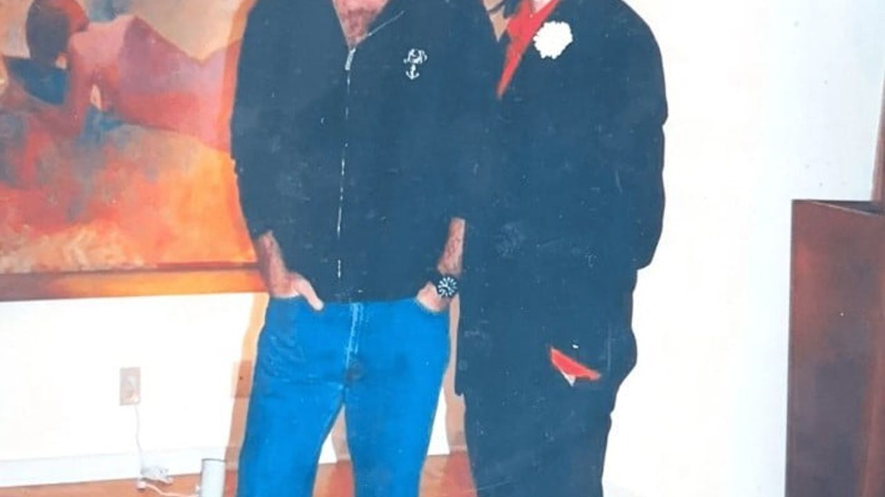 Epstein belgelerinde Bill Clinton ve Michael Jackson dahil çok sayıda ünlü ismin fotoğrafları yayımlandı