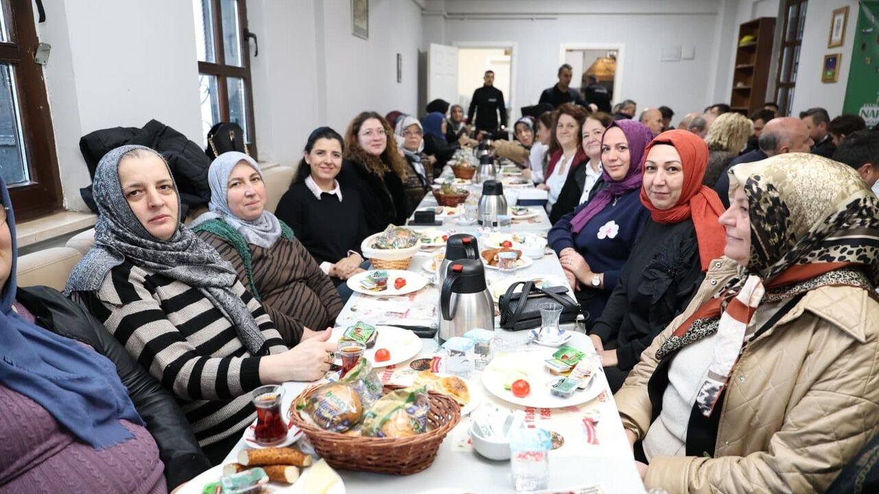 Erkan Aydın Namık Kemal Mahallesi buluşmasında: Osmangazi ve Bursa’ya 7/24 hizmet hedefi