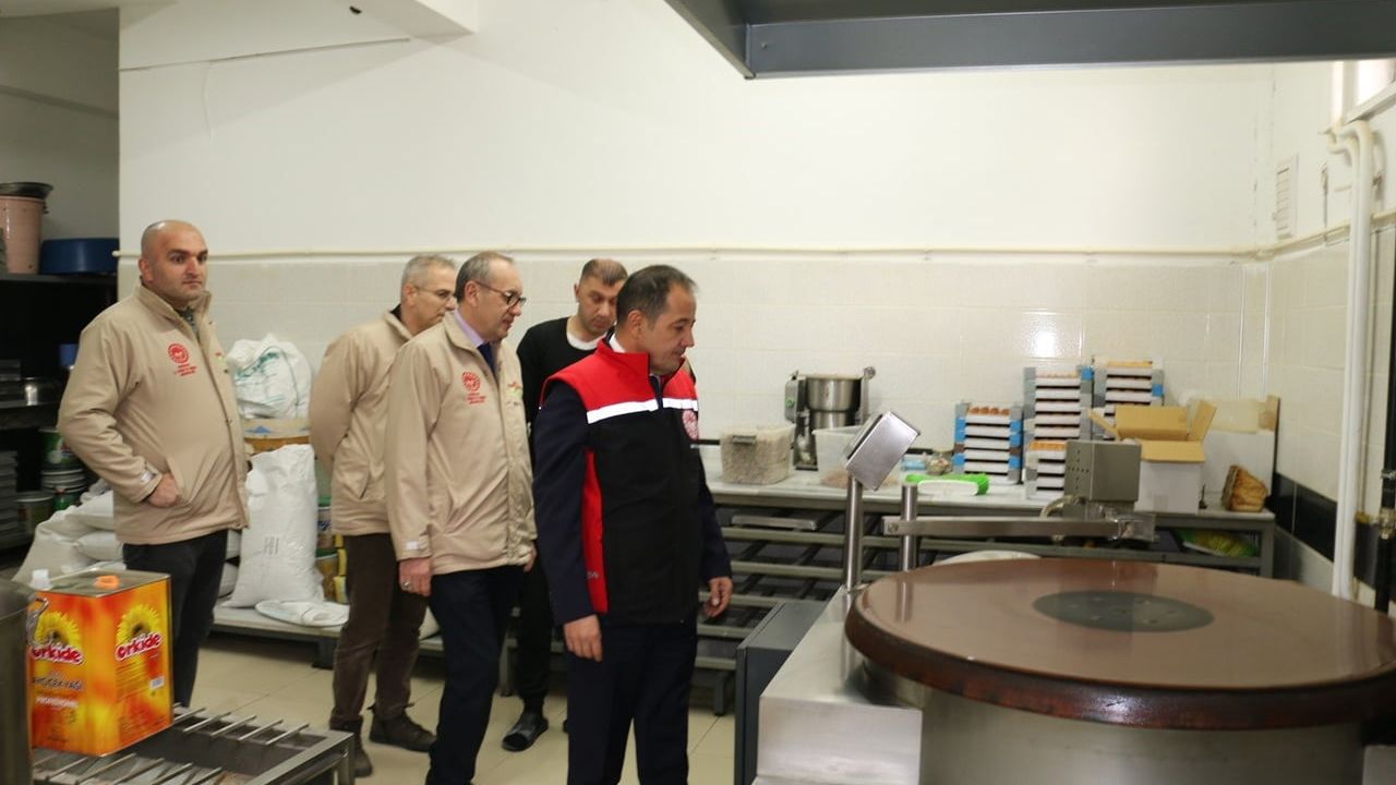 Erzincan'da yılbaşı öncesi gıda denetimleri artırıldı: Hijyen ve mevzuat denetimi yoğunlaştırıldı