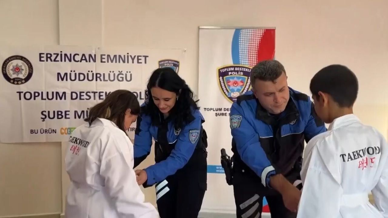 Erzincan Emniyeti Göktürk İlkokulu'ndaki 20 Öğrenciye Tekvando Kıyafeti Hediye Etti