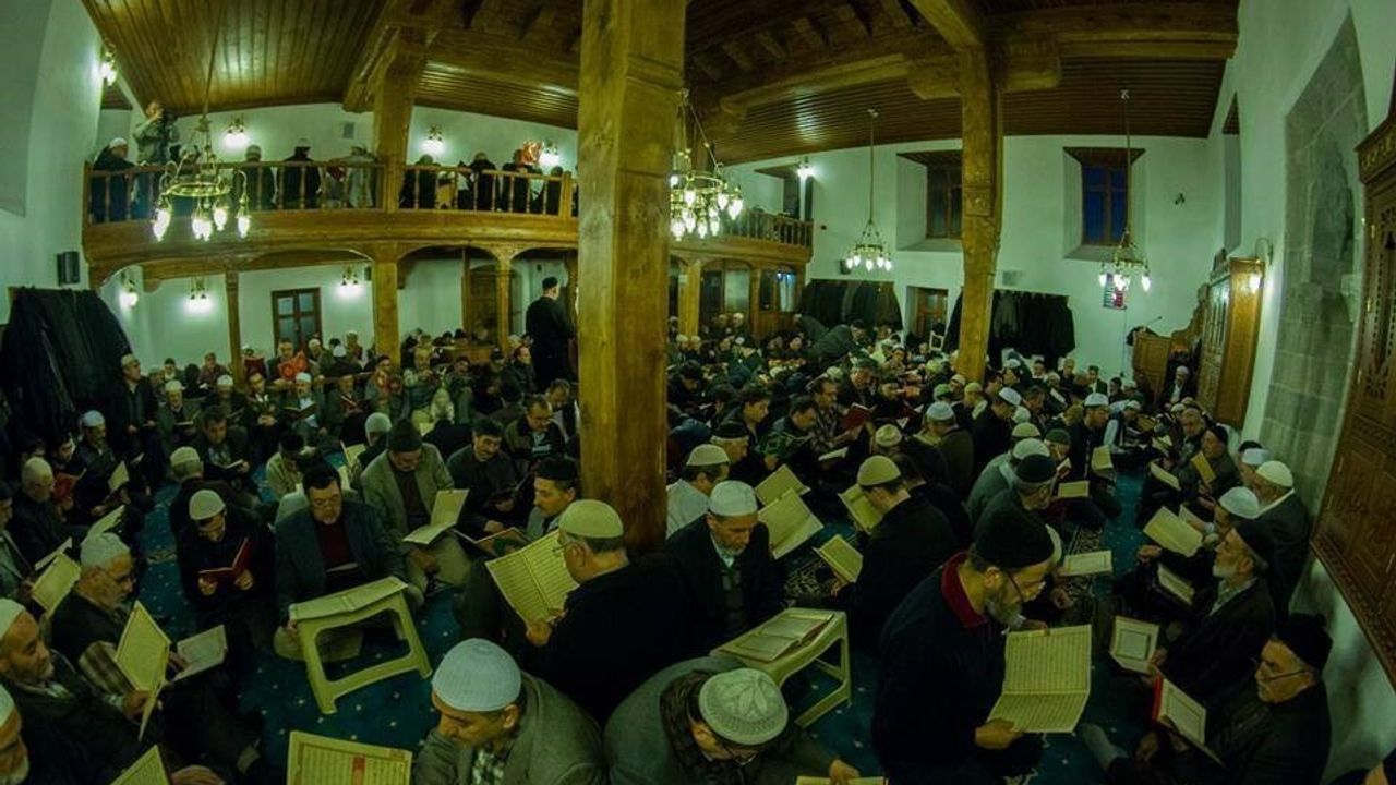 Erzurum'da 500 yıllık '1001 Hatim' geleneği 19 Aralık 2025'te başlıyor
