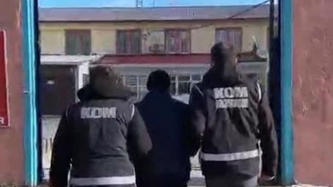 Erzurum'da hakkında kesinleşmiş hapis cezası bulunan FETÖ şüphelisi yakalandı