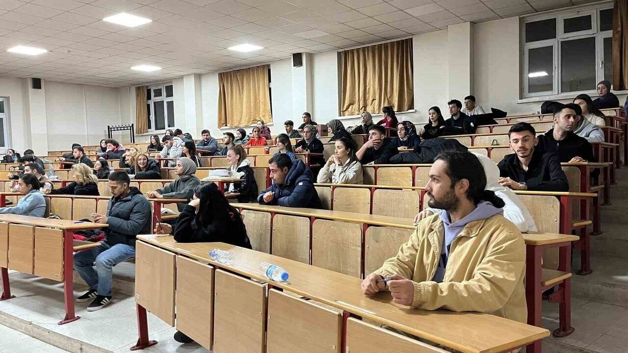 Erzurum'da Türkiye Basketbol Federasyonu Hakem Kursu: 80 Kursiyer Atatürk Üniversitesi'nde Eğitime Katıldı