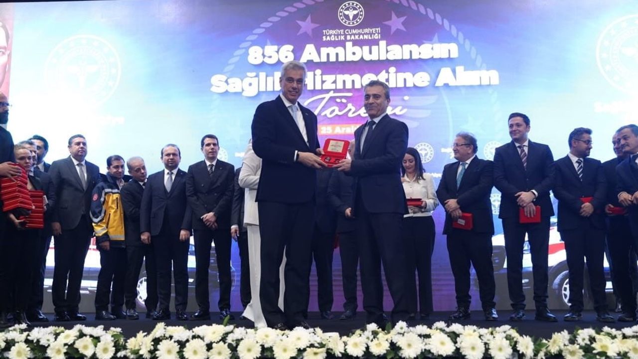 Erzurum’e Tahsis Edilen Yeni Ambulansların Anahtarları Teslim Edildi