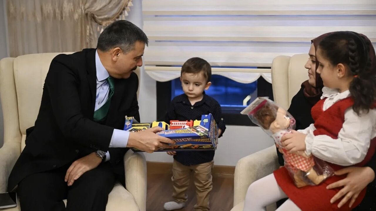 Erzurum Valisi Mustafa Çiftçi'den Ertuğrul Kırık'ın Ailesine Vefa Ziyareti