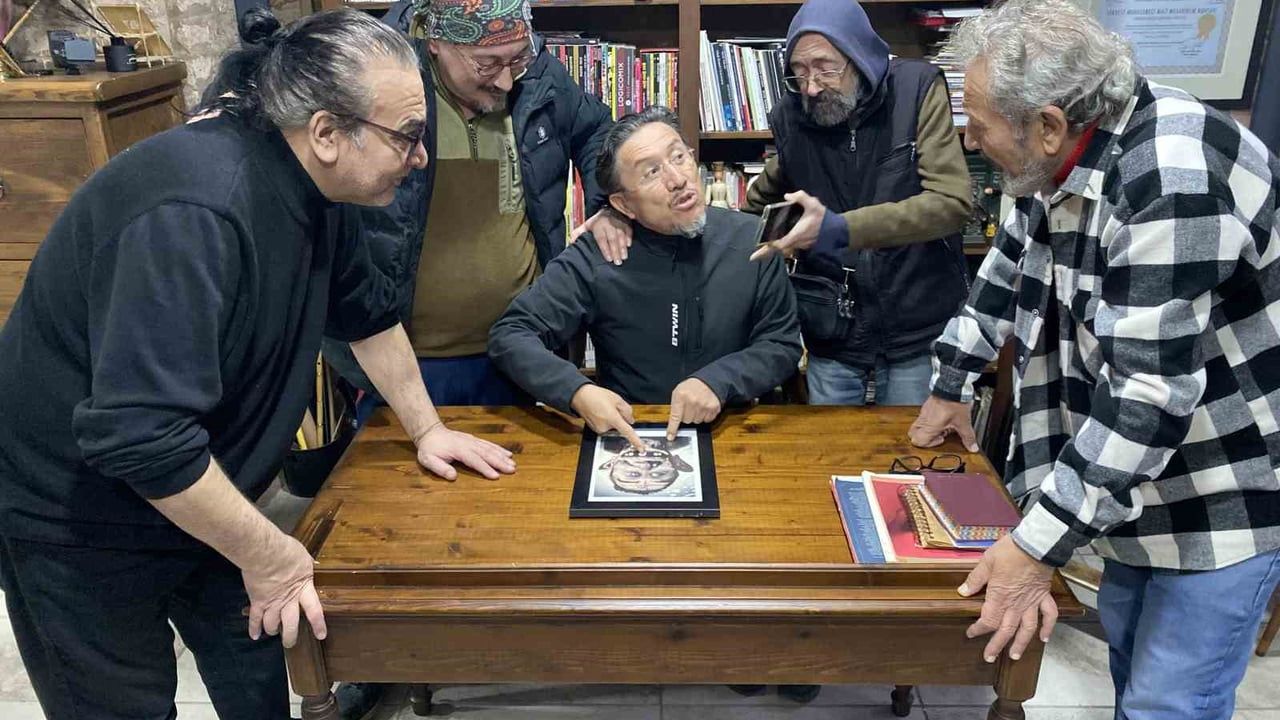 Eskişehir'de 40 Yıldır Bir Arada Olan Karikatüristler: Süregelen Dostluk ve Yaratıcılık