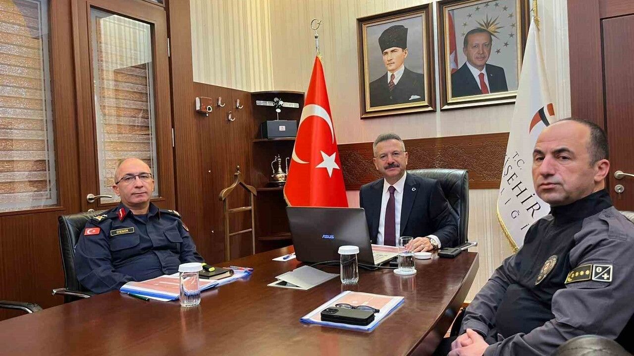 Eskişehir'de asayiş olaylarında azalma: Vali Hüseyin Aksoy verileri açıkladı