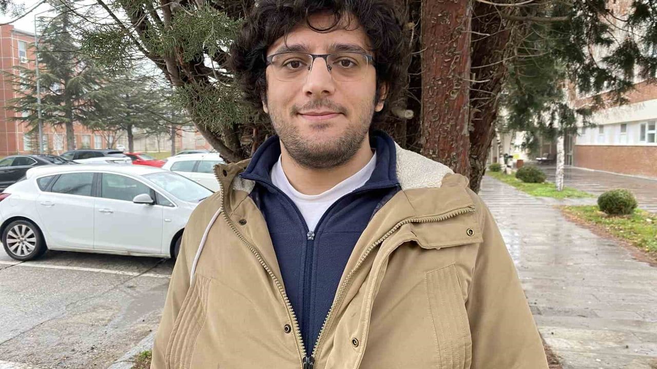 Eskişehir'de 'CPAP maskeli' dilenci iddiası: Vatandaşla 4 ay arayla iki tartışma sosyal medyada tartışıldı