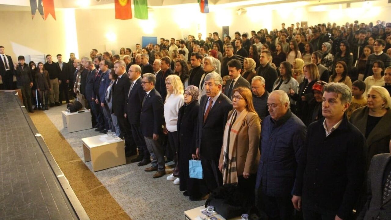 Eskişehir’de ’Dünya Türk Dili Ailesi Günü’ coşkuyla kutlandı