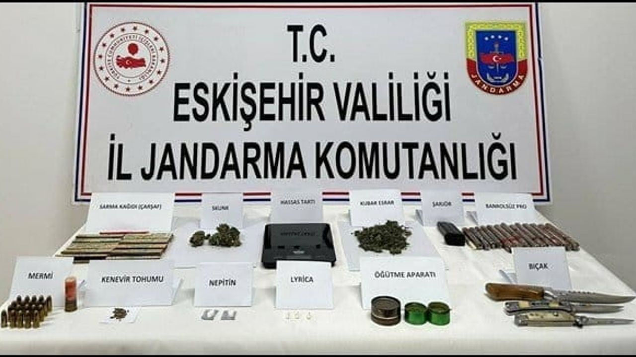 Eskişehir'de jandarmadan uyuşturucu operasyonu: 2 şüpheli hakkında işlem