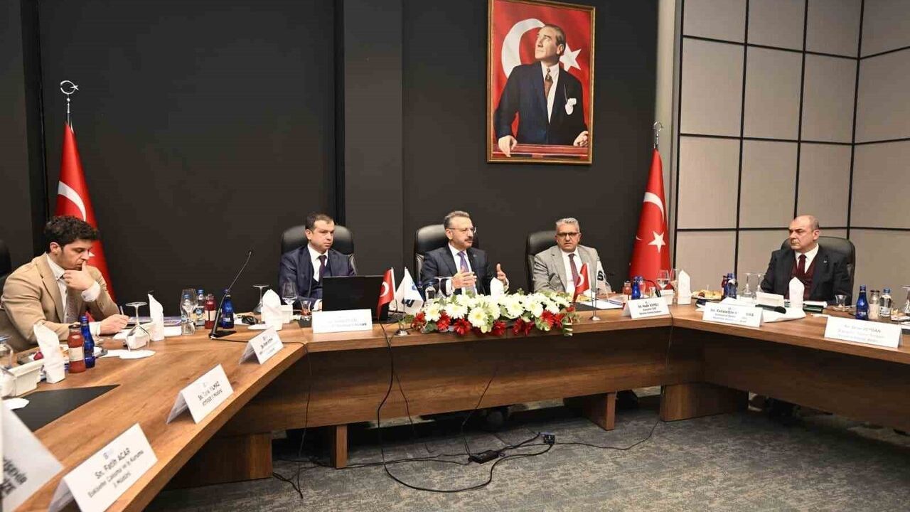 Eskişehir'de SANTEK Toplantısı: Sanayi ve Teknolojide İş Birliği ve Dijital Dönüşüm Vurgusu