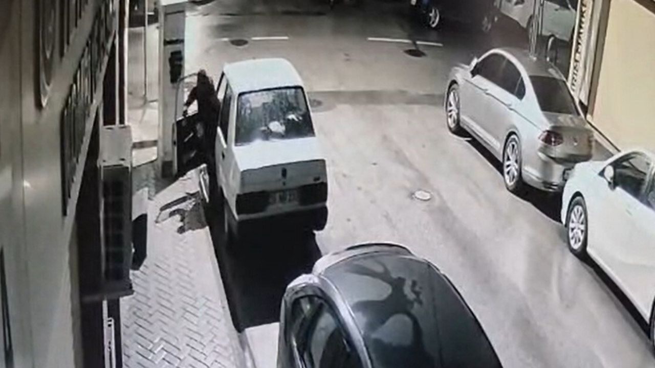 Eskişehir İhsaniye Mahallesi'nde oto teyp hırsızlığı: şüpheli E. A. yakalandı