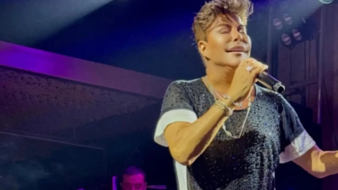 Fatih Ürek'in Sağlık Durumu: Menajerinden 'Stabil Fakat Kritik' Açıklaması