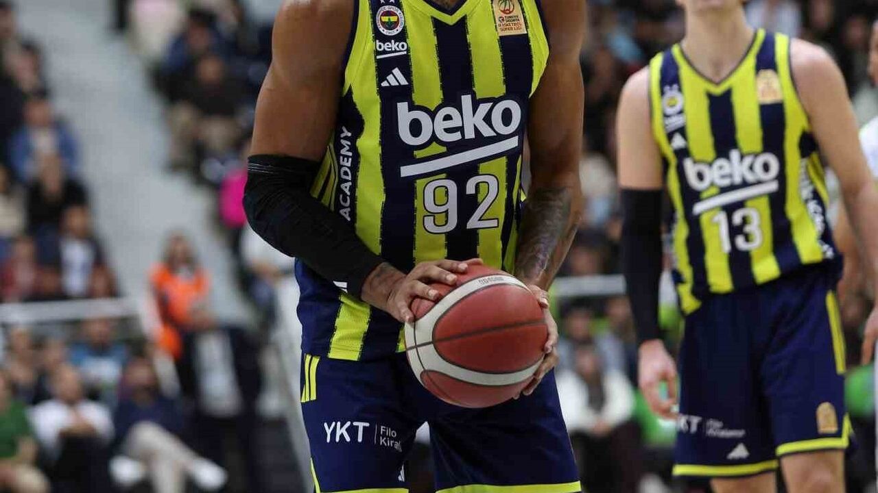 Fenerbahçe Beko, Merkezefendi Basketbol’u 87-64 yendi — Ligde 9. galibiyet