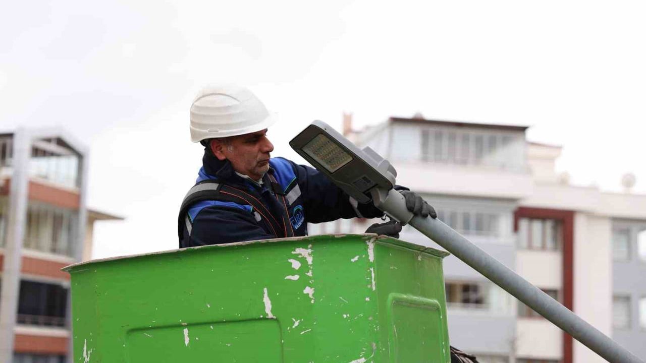 Fırat EDAŞ, Elazığ'da 13 milyon TL'yi aşan LED şehir aydınlatma yatırımını tamamladı