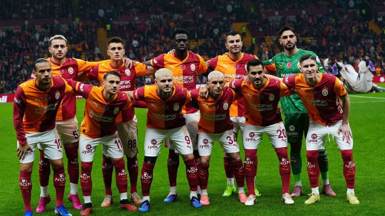 Galatasaray'da Okan Buruk, Kasımpaşa maçında 4 değişiklik yaptı