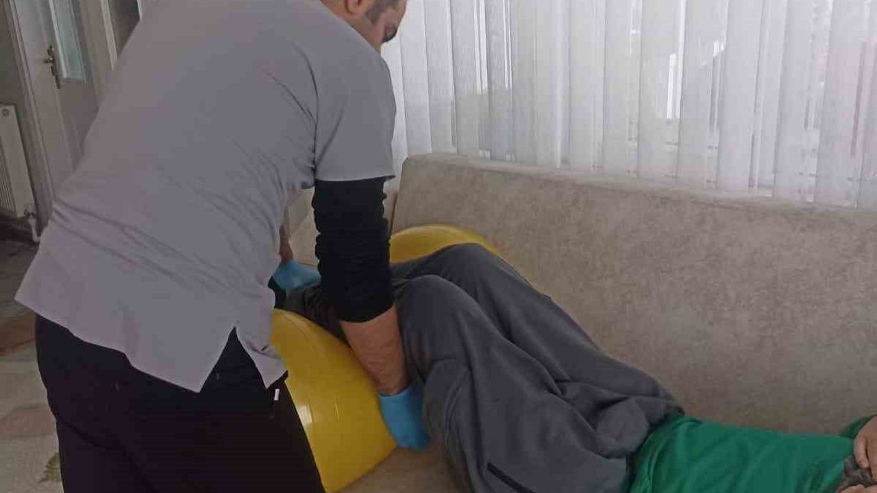 Gaziantep Büyükşehir'den Evde Fizik Tedavi: Hareket Kısıtlılarına Yerinde Rehabilitasyon
