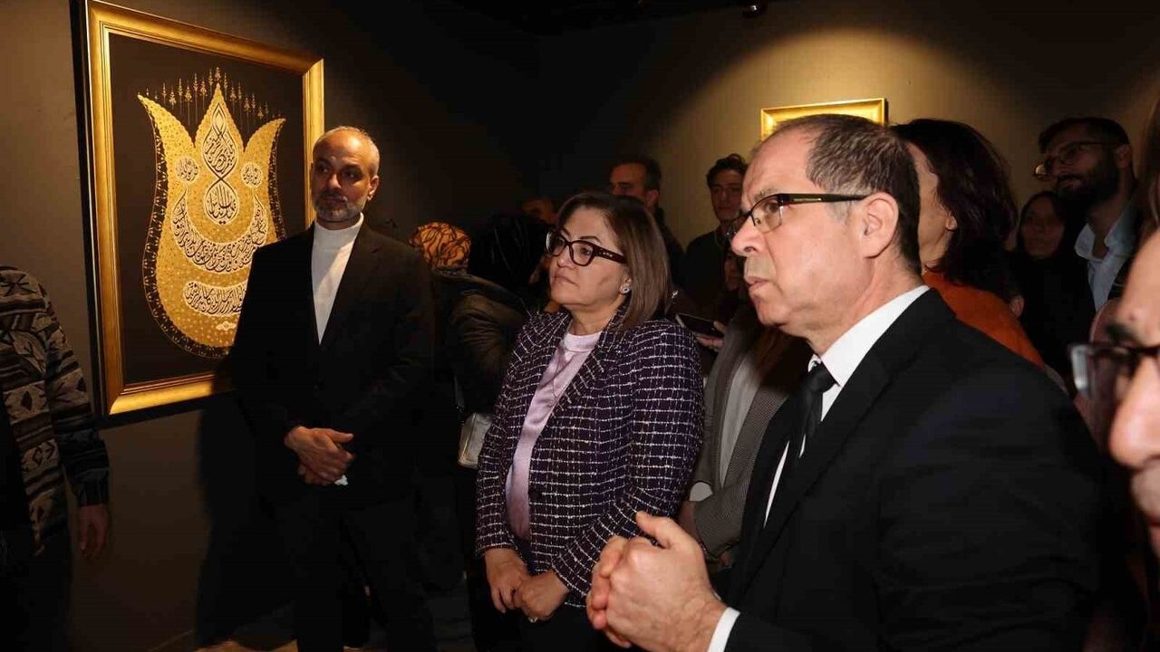 Gaziantep Büyükşehir'den 'Kalemden Kalbe' Hüsn-i Hat Sergisi Kahraman Emmioğlu Sanat Merkezi'nde