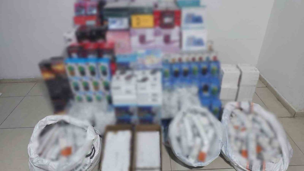 Gaziantep'te 1,3 milyon TL'lik gümrük kaçağı elektronik eşya ele geçirildi; 1 gözaltı