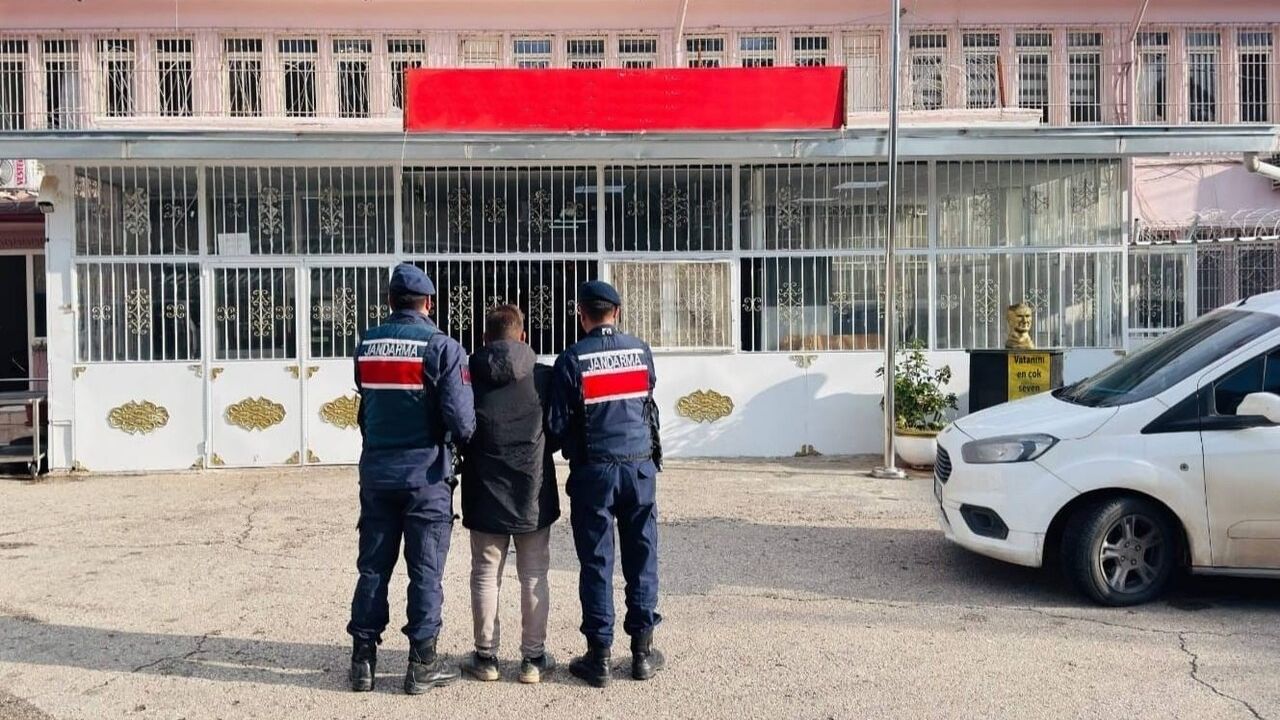 Gaziantep'te 37 düzensiz göçmen yakalandı; 2 organizatör tutuklandı