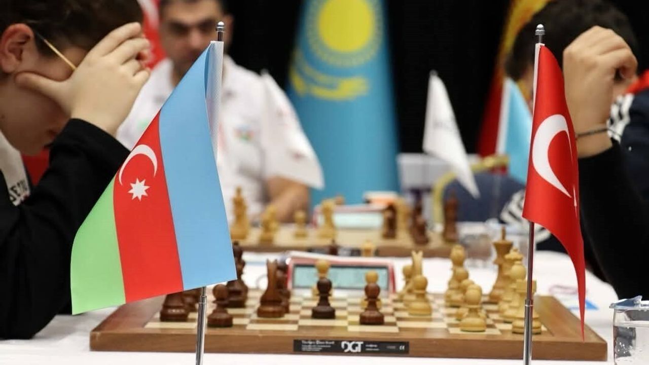 Gaziantep'te çifte satranç şampiyonası: Türkiye ve Türkçe Konuşan Ülkeler Birliği finalleri