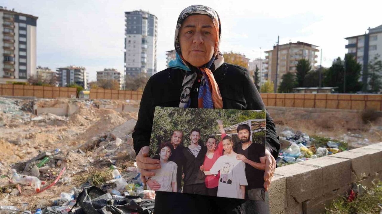 Gaziantep'te Emre Apartmanı Çöküşü: Ayfer Karakuşoğlu, Kızını, Damadını ve Torunlarını Kaybetti