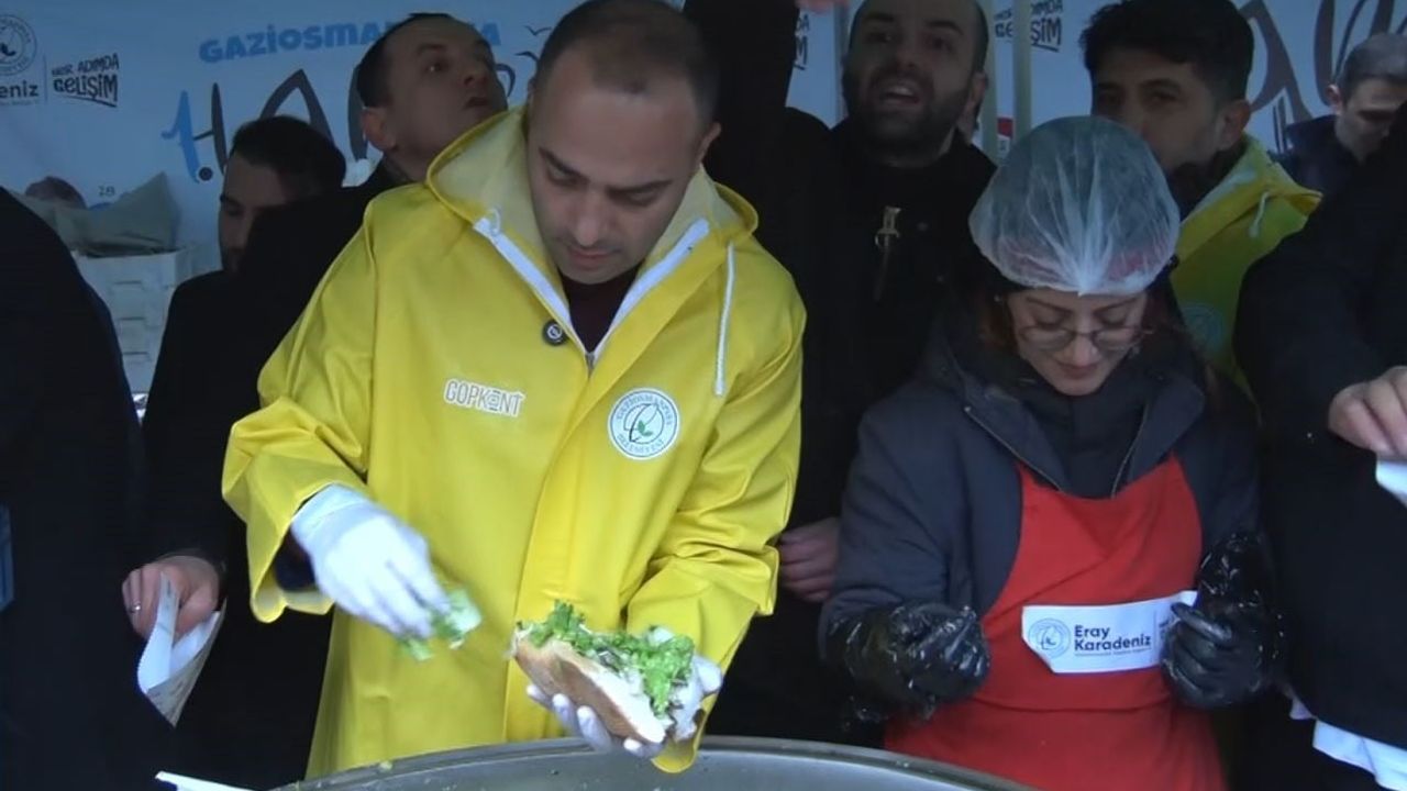Gaziosmanpaşa Hamsi Festivali: 10 Ton Hamsi ve Karadeniz Kültürü İstanbul'da Buluştu