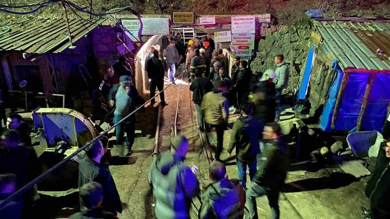 Gediz Gökler'de maden ocağında gaz sıkışması: Madencilerin tedavileri sürüyor