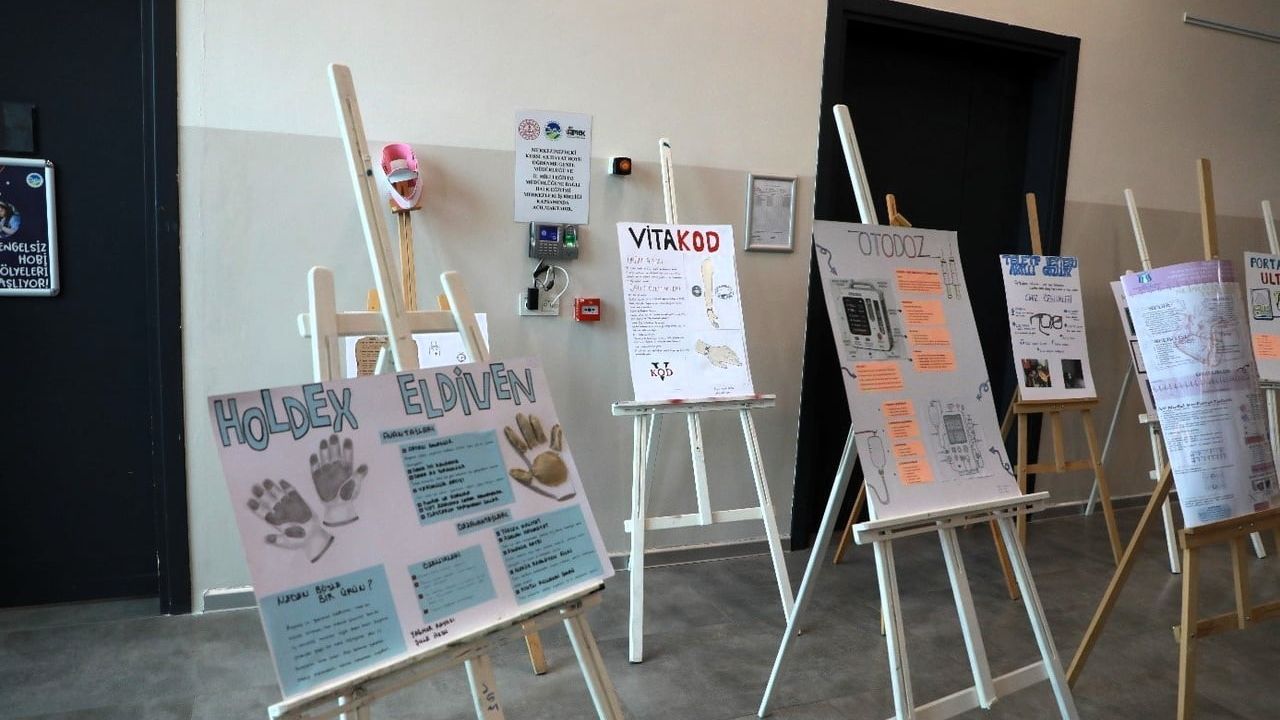 Geleceğin Paramedikleri Sakarya’da Buluştu: I. Ulusal Hastane Öncesi Acil Sağlık Hizmetleri Sempozyumu