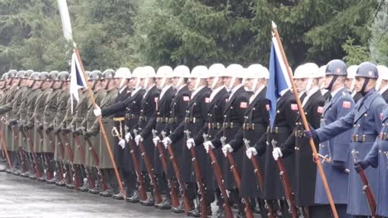 Genelkurmay Başkanı Bayraktaroğlu, Libya Genelkurmay Başkanı Al-Haddad'ı kabul etti