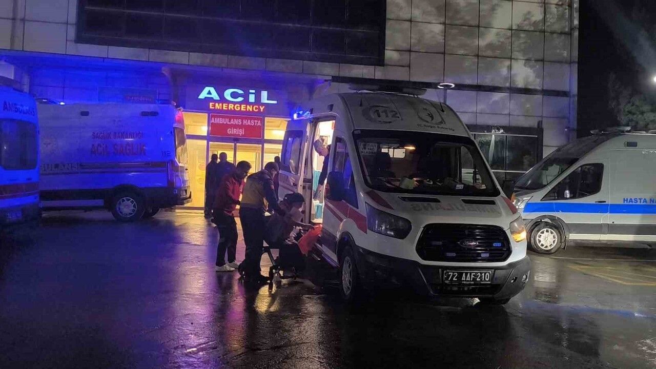 Gercüş’te sobadan sızan karbonmonoksit nedeniyle 4’ü çocuk 7 kişi hastaneye kaldırıldı