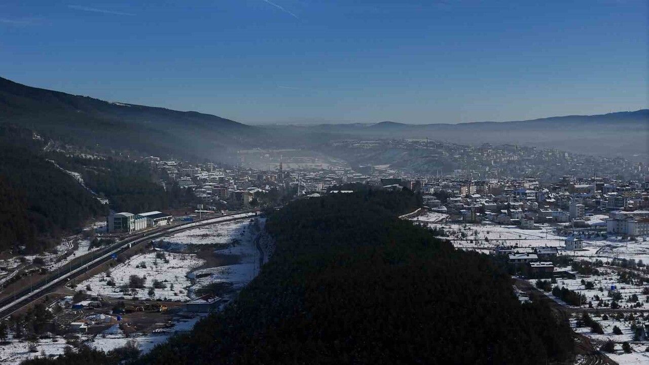Gerede'de kar yağışı sonrası güneş kartpostallık manzaralar yarattı