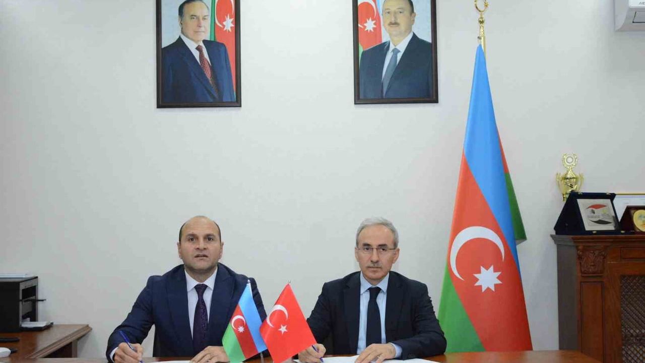 GİBTÜ, Bakü’de ATU ve Azerbaycan İlahiyat Enstitüsü ile akademik iş birlikleri kurdu